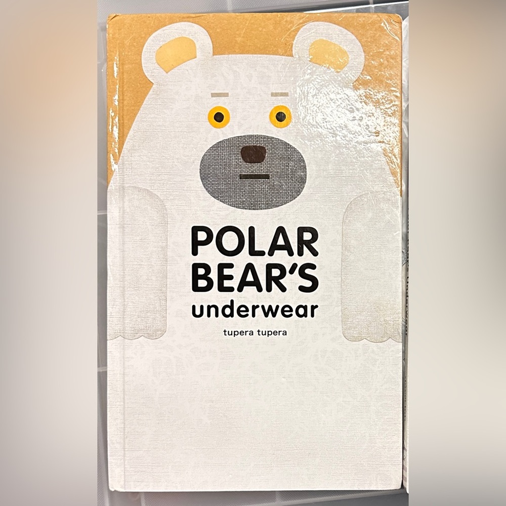 POLAR BEAR'S underwear by tupera tupera